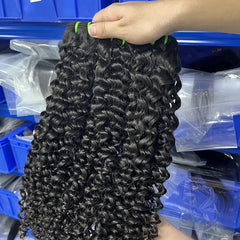 Tissage de cheveux vierges vietnamiens crus bouclés 12A