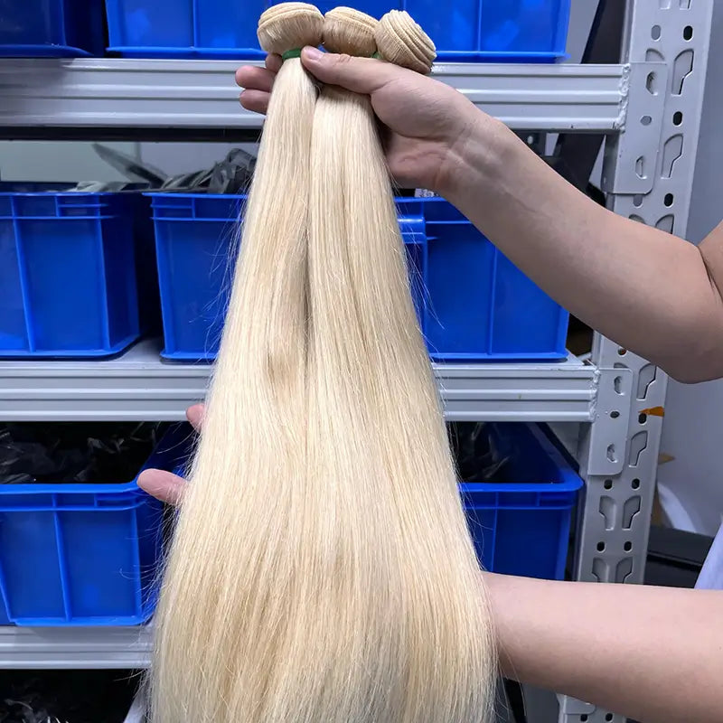 12A #613 Tissage de cheveux crus blonds raides