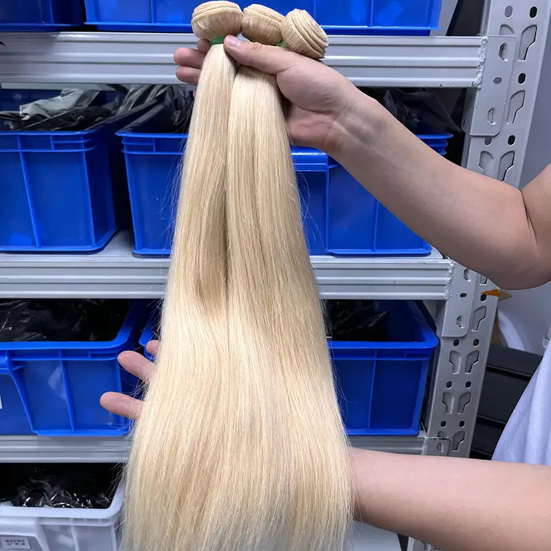 12A #613 Tissage de cheveux crus blonds raides