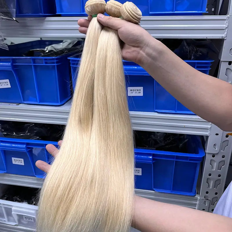 12A #613 Tissage de cheveux crus blonds raides