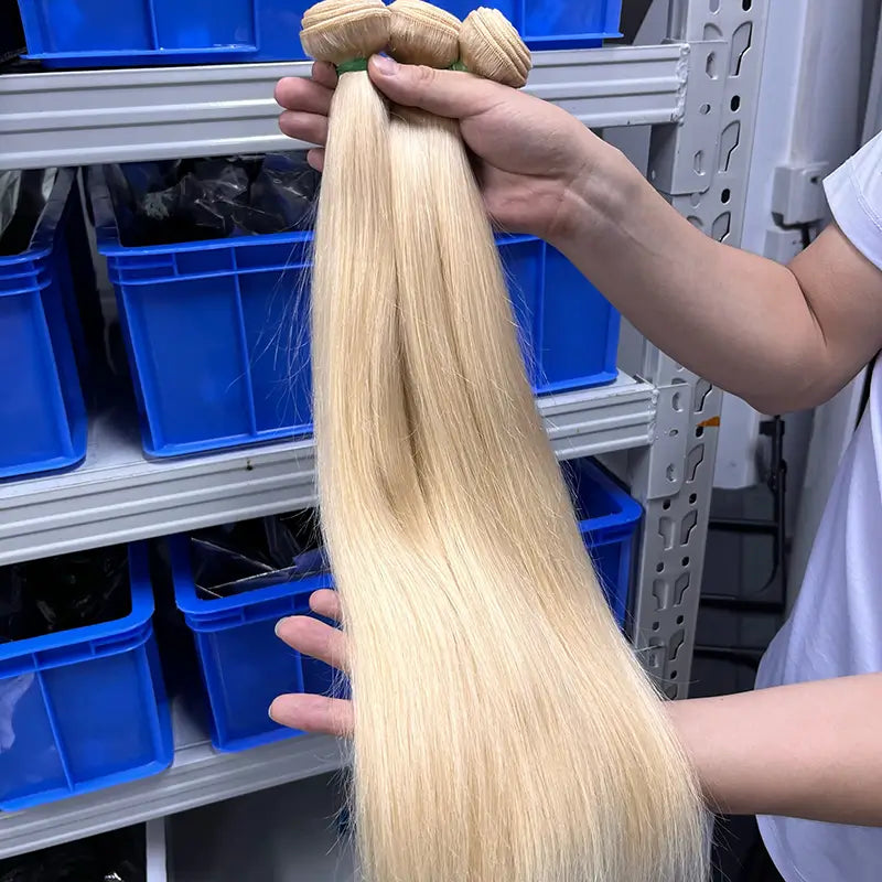 12A #613 Tissage de cheveux crus blonds raides